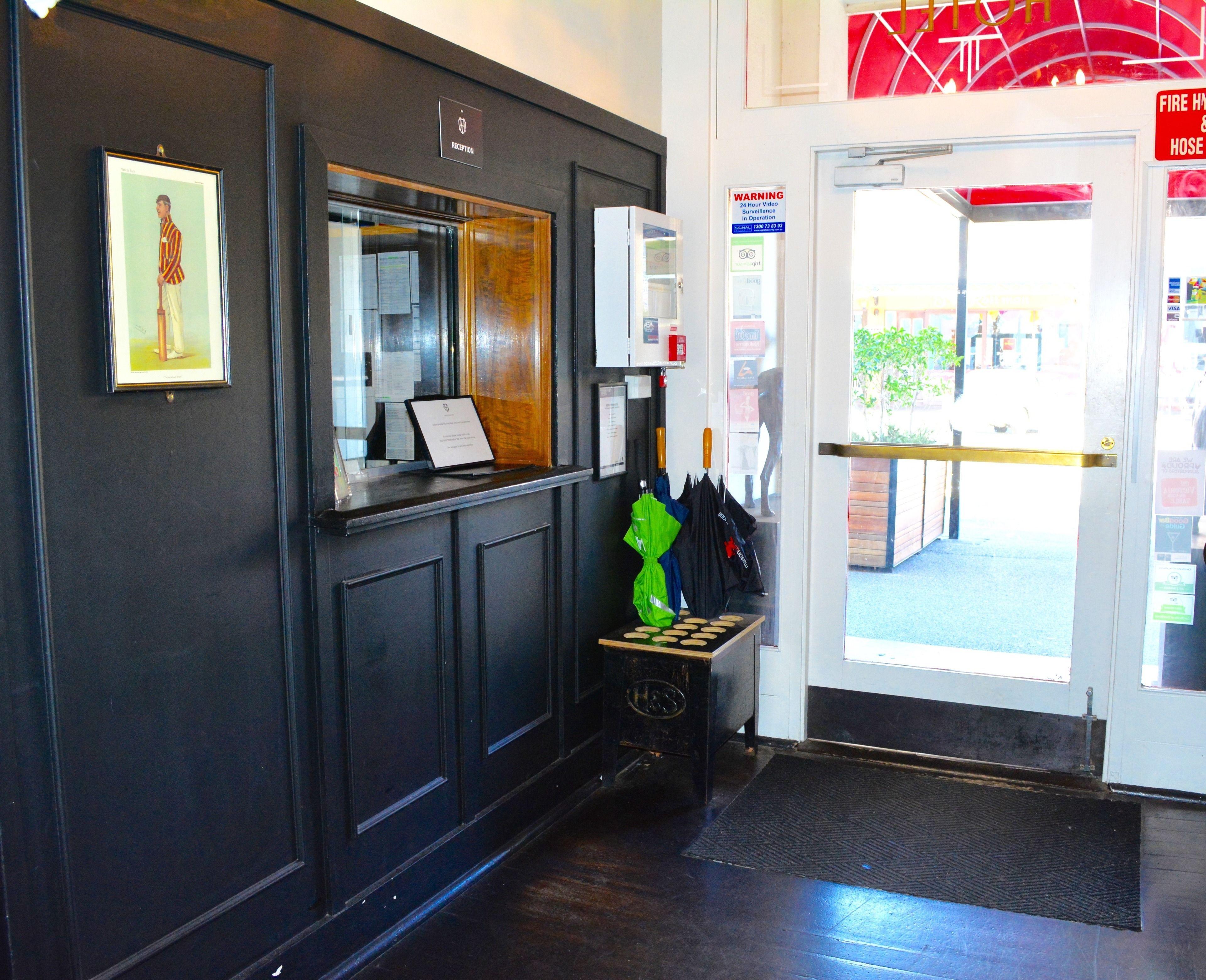 Middle Park Hotel — Photos 3